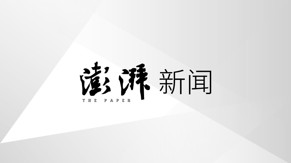 全球新闻版图重塑：信息洪流中的真实与喧嚣